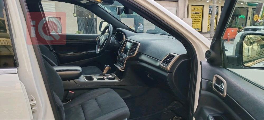 جيب جراند شيروكي